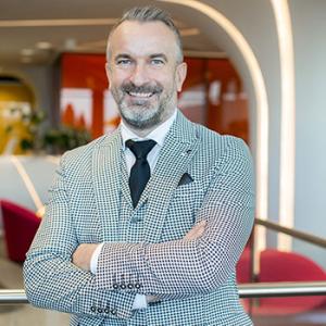 Piotr Tokarski president Paradyz