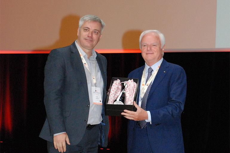 Gian Nicola Babini Award (per la categoria Industrial) assegnato all’Ing. Franco Stefani, presidente di System Ceramics (Gruppo Coesia), per la tecnologia Lamina 